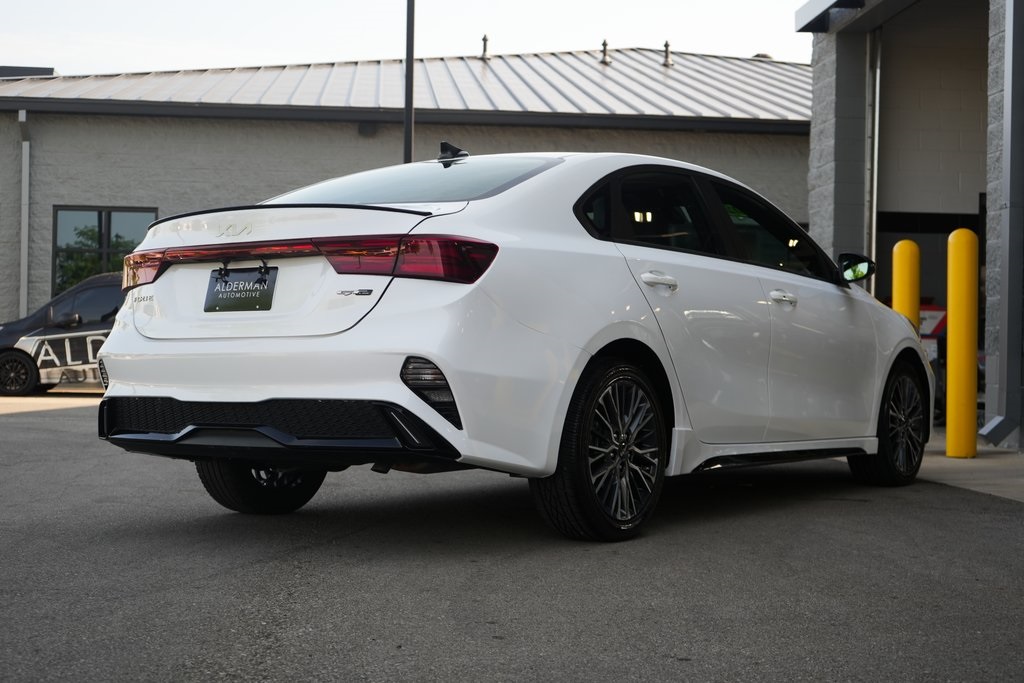 2023 Kia Forte GT-Line photo 14