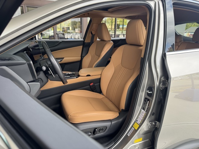 2025 Lexus NX 350 Premium photo 14