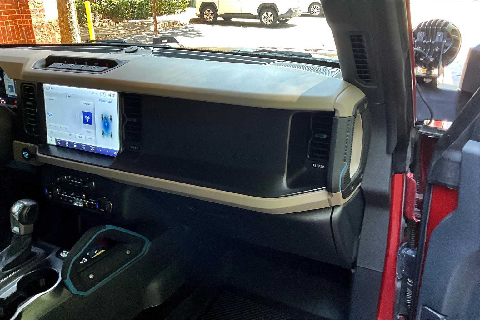 2022 Ford Bronco Wildtrak photo 17