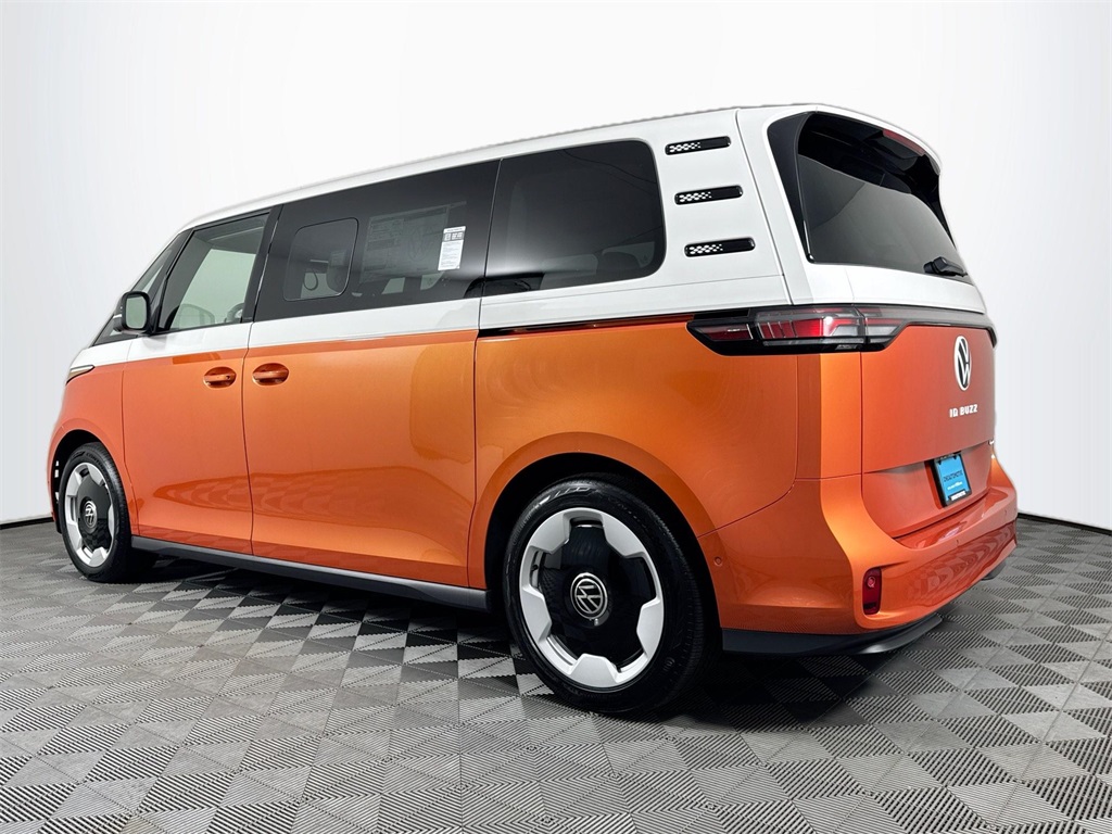 2025 Volkswagen ID. Buzz Pro Plus photo 12