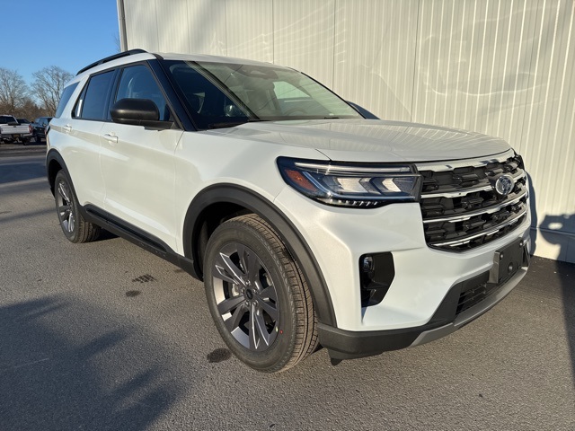 2026 Ford Explorer Active's photo