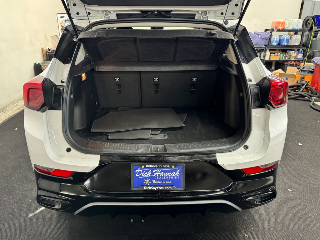 2024 Buick Encore GX Sport Touring photo 5