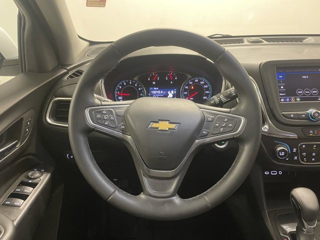 2023 Chevrolet Equinox LT photo 3