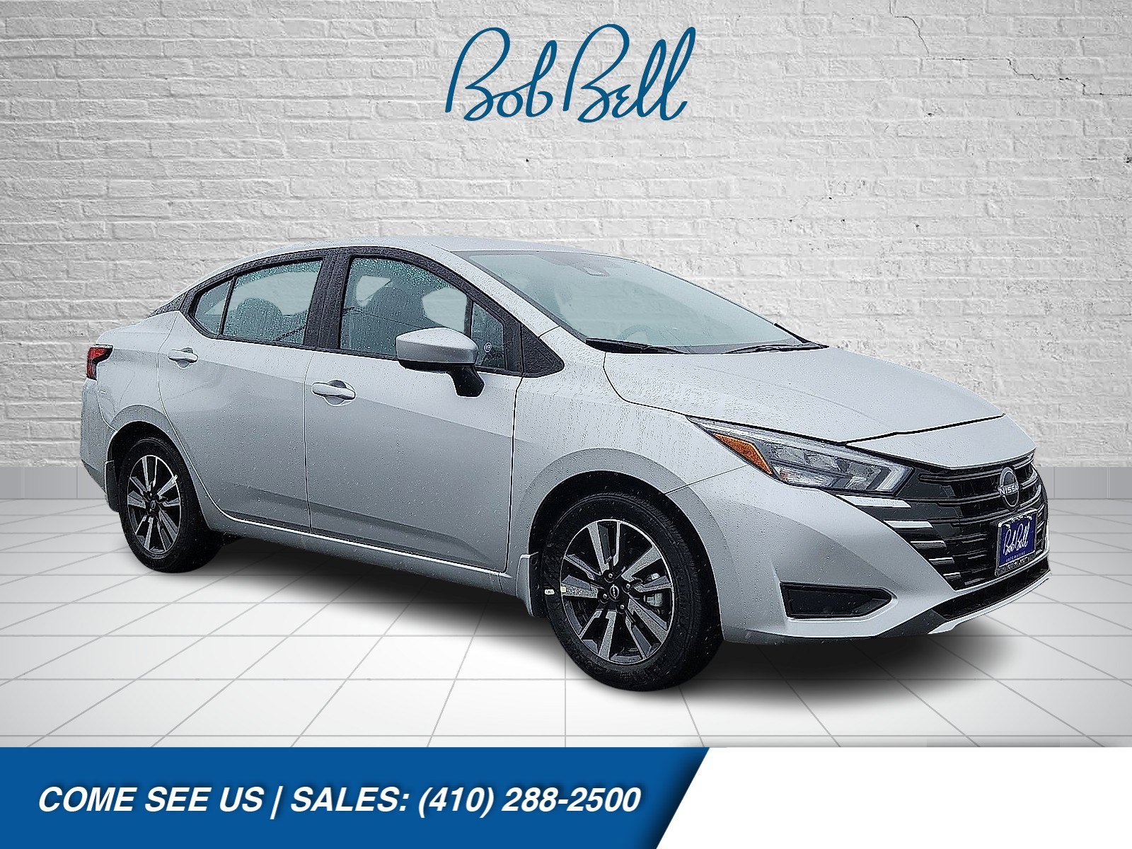 2025 Nissan Versa SV's photo