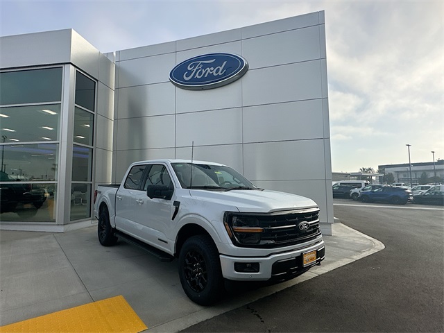 2025 Ford F-150 XLT's photo