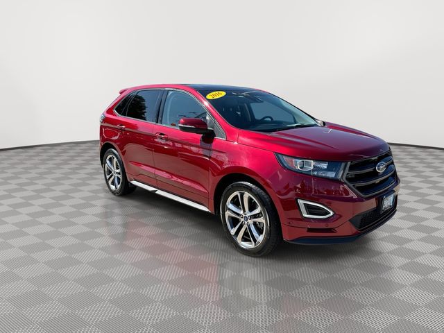 2016 Ford Edge Sport photo 2
