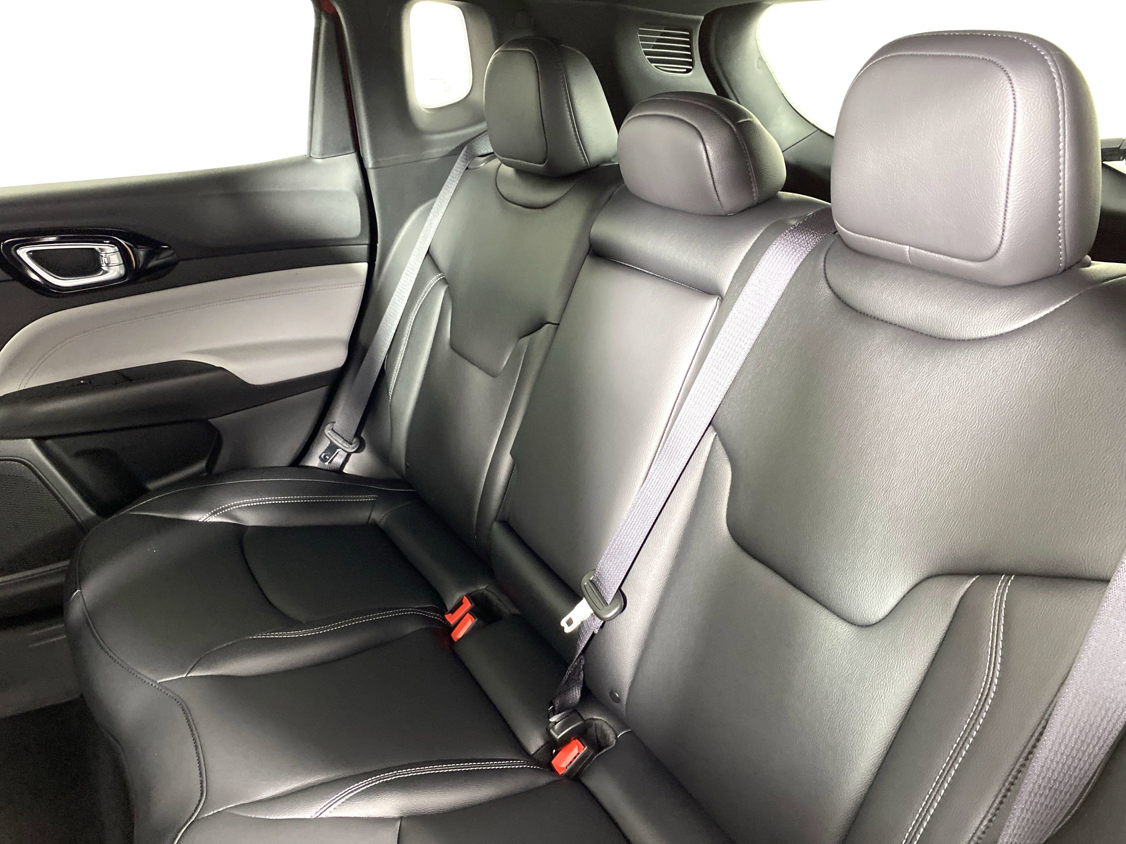 2025 Jeep Compass Limited photo 4