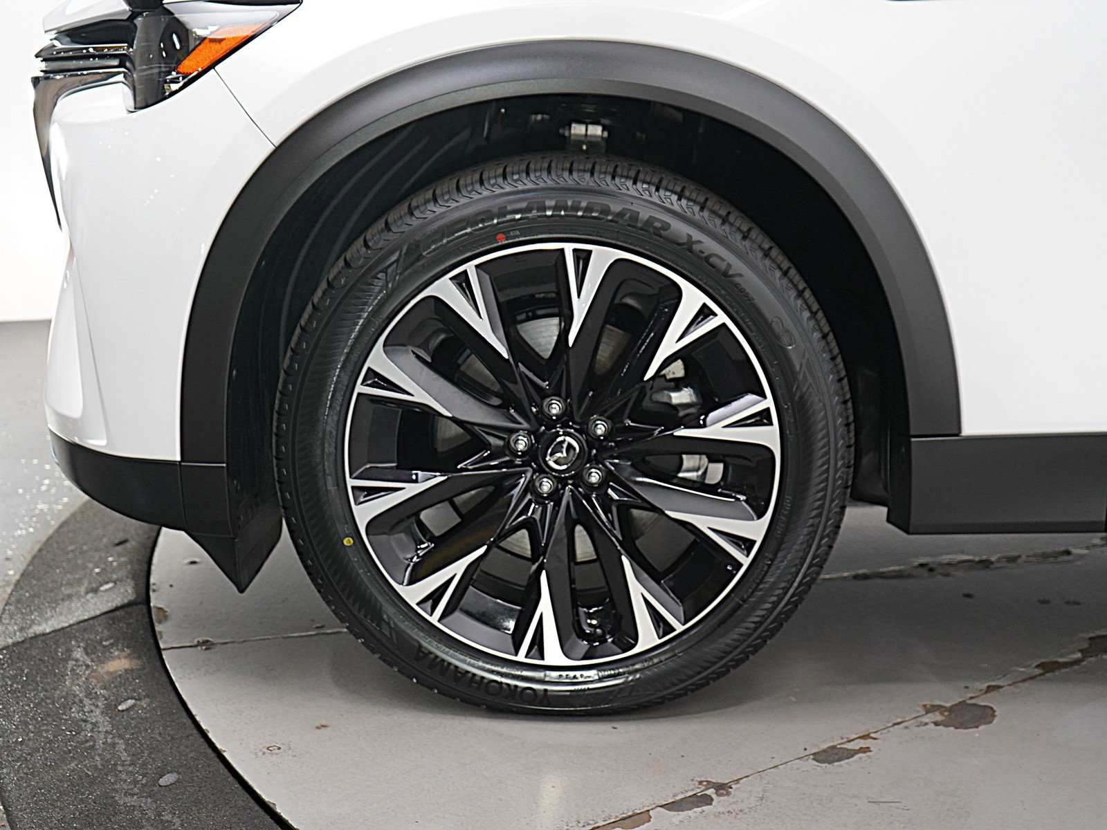 2024 Mazda CX-90 Premium photo 32
