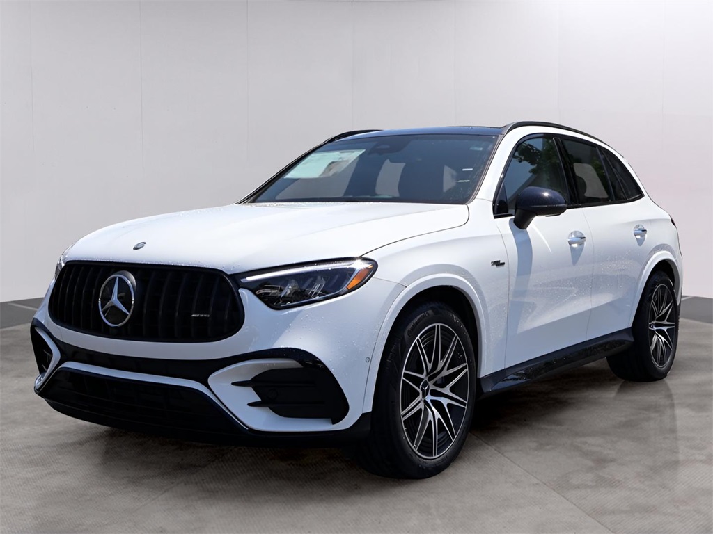 2025 Mercedes Benz GLC 43 AMG 4MATIC photo 3