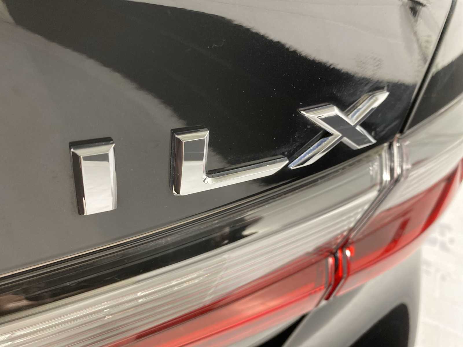 2022 Acura ILX Premium photo 7