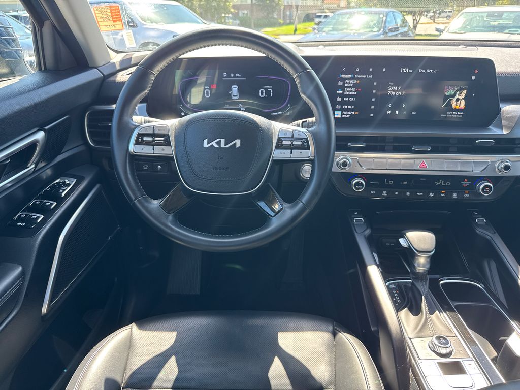 2025 Kia Telluride S photo 25
