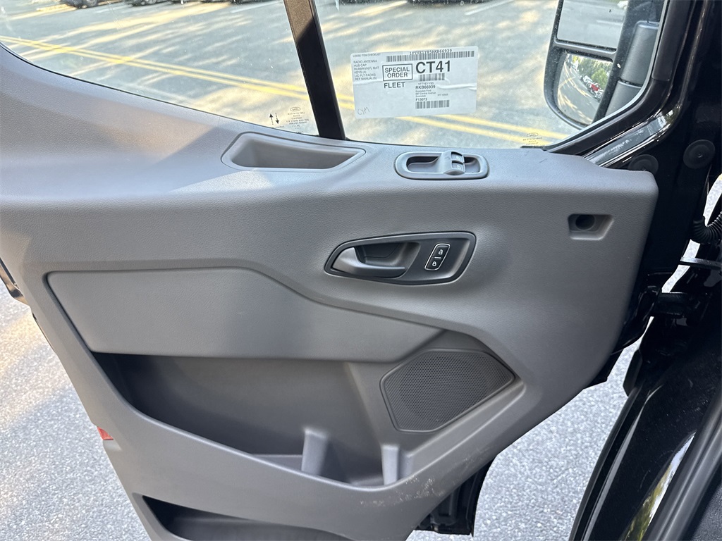 2024 Ford Transit Cargo Van photo 24