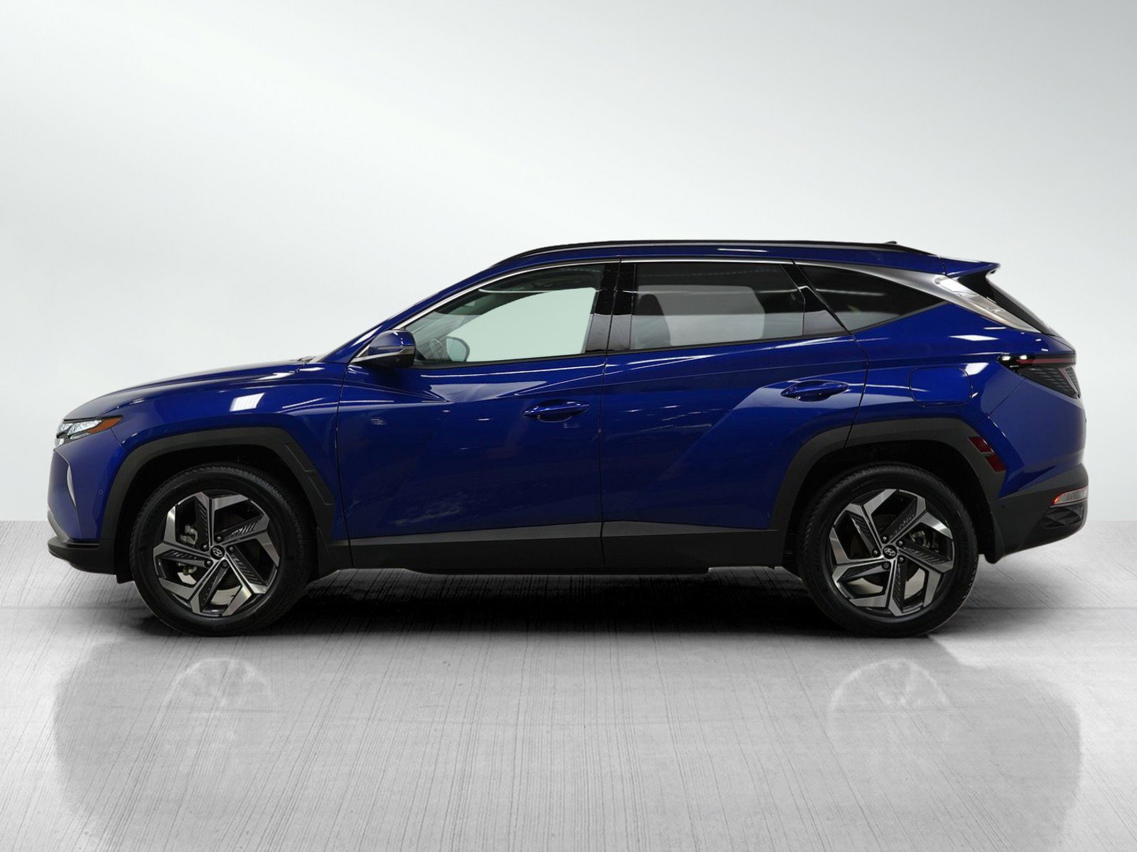 Used 2022 Hyundai Tucson Limited with VIN 5NMJECAE5NH156544 for sale in White Bear Lake, Minnesota