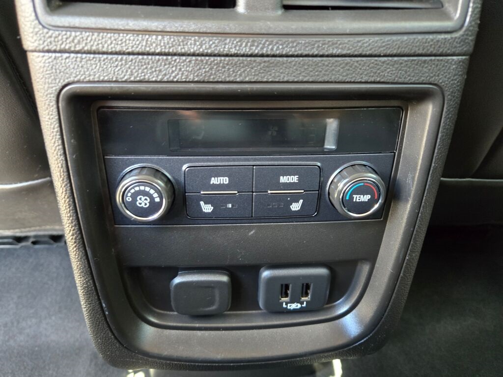 2019 Buick Envision Essence photo 13