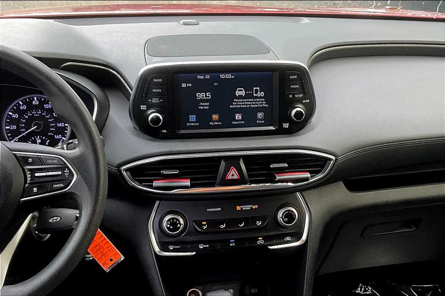 2019 Hyundai Santa Fe SE photo 6