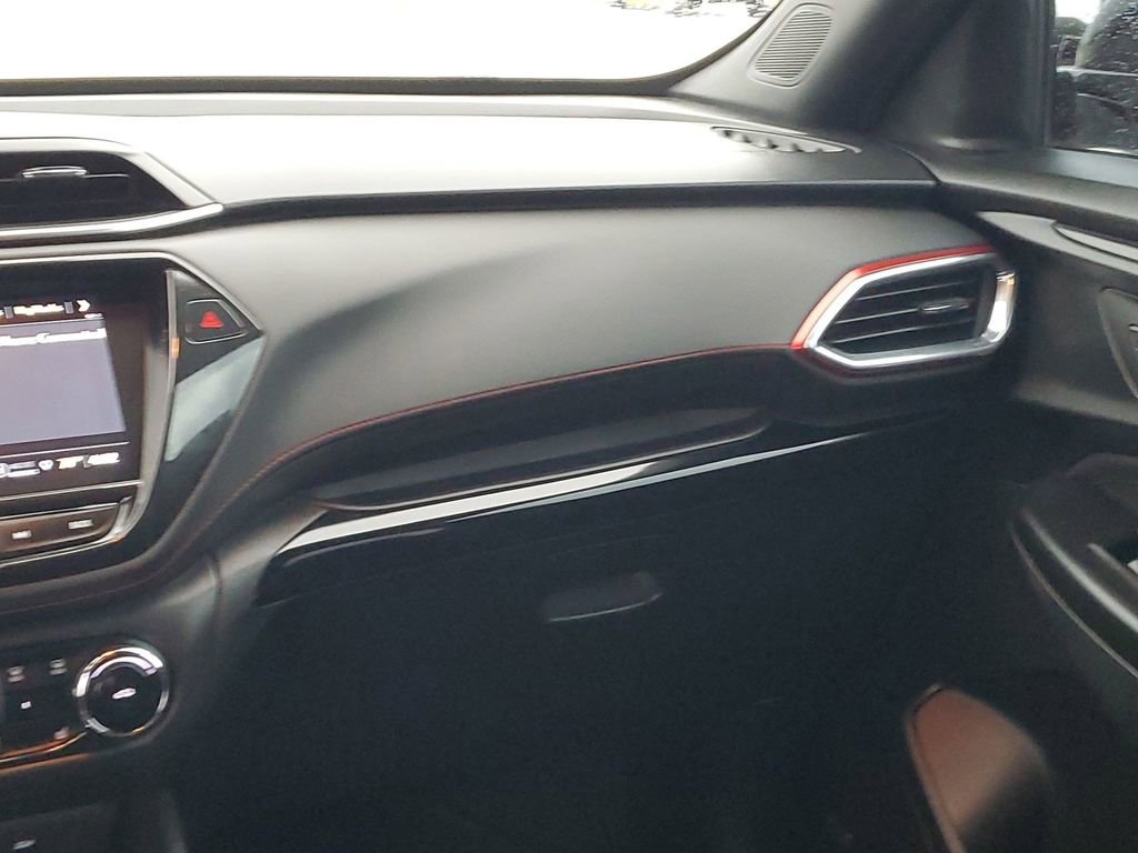 2021 Chevrolet Trailblazer RS photo 21