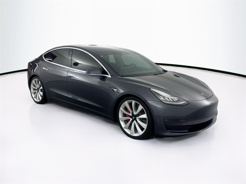 2018 Tesla Model 3 Long Range photo 3