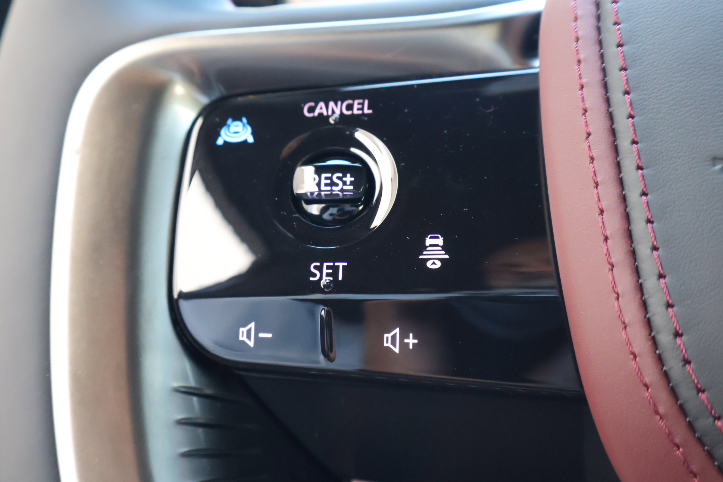 2026 Infiniti QX80 photo 25
