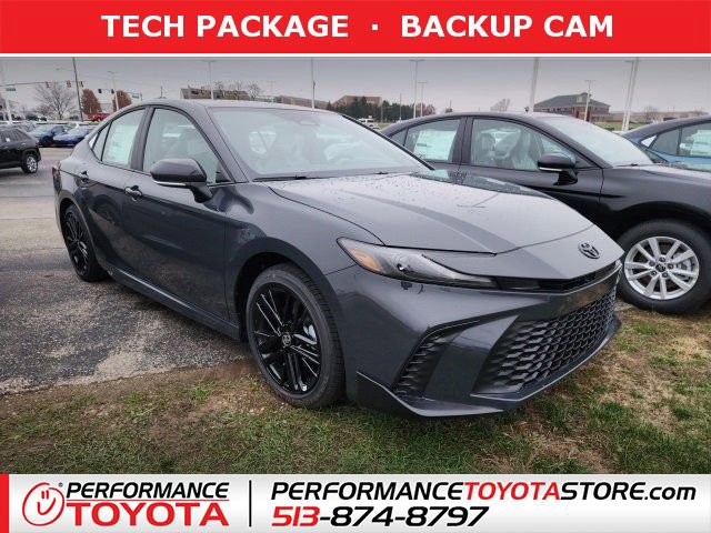 2026 Toyota Camry SE's photo