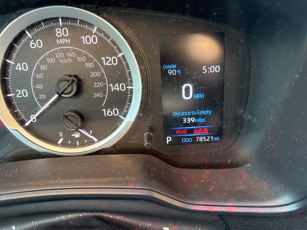 2020 Toyota Corolla LE photo 6