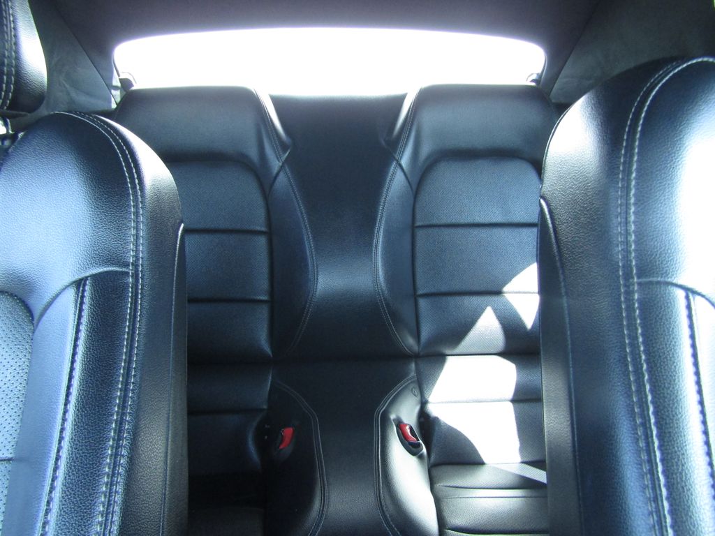 2017 Ford Mustang EcoBoost Premium photo 40
