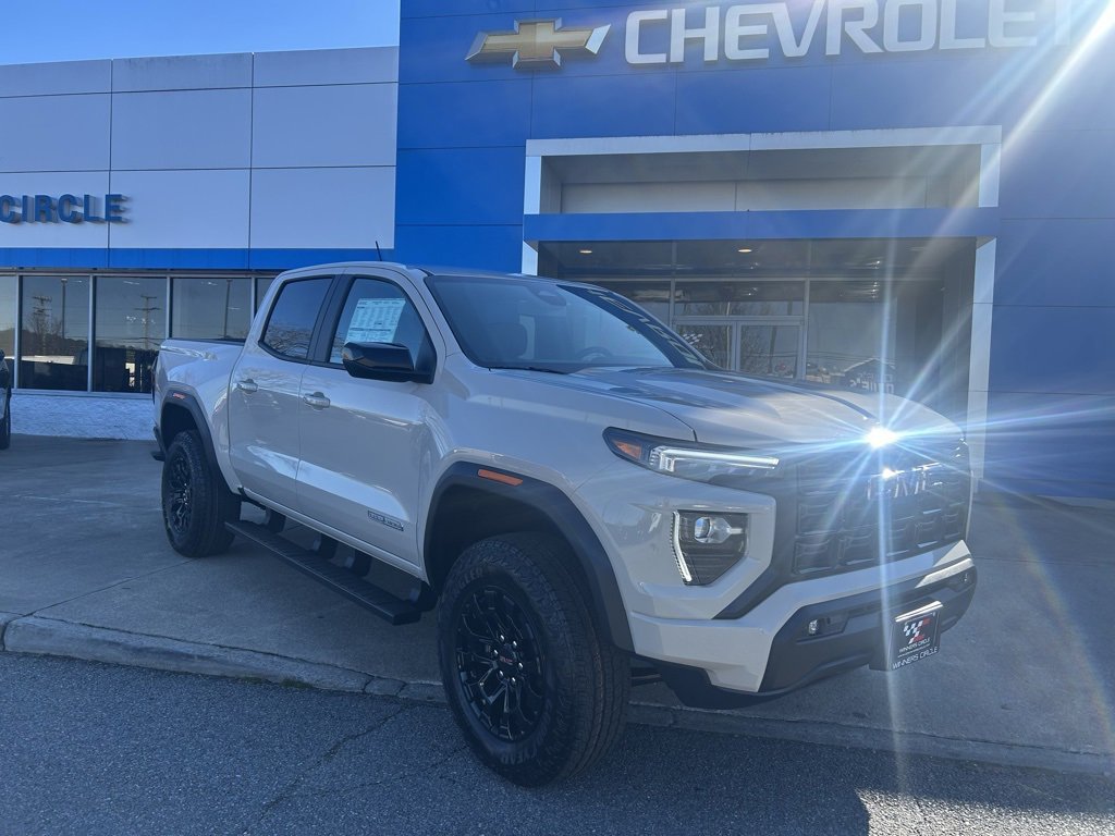 2026 GMC Canyon Elevation's photo