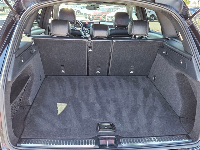 2022 Mercedes Benz GLC 300 photo 10