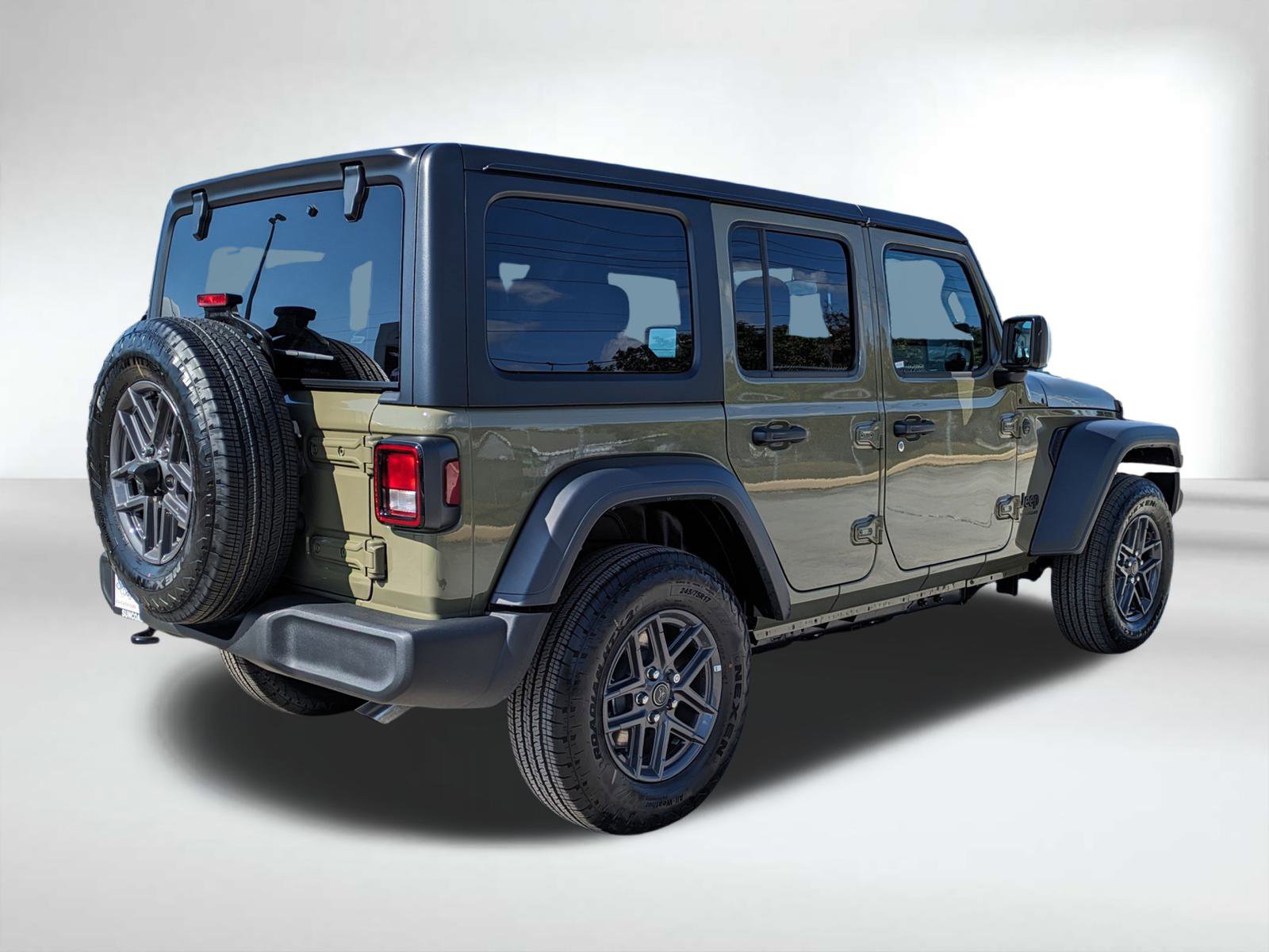 2025 Jeep Wrangler Sport S photo 4