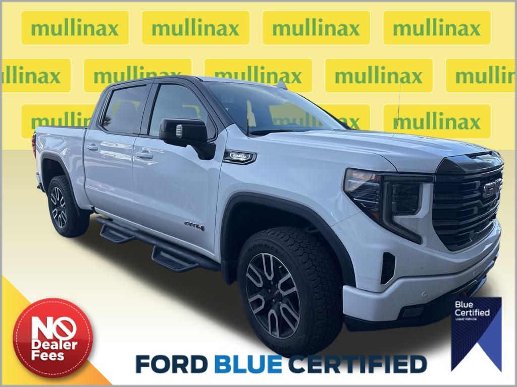 2023 GMC Sierra 1500 AT4's photo