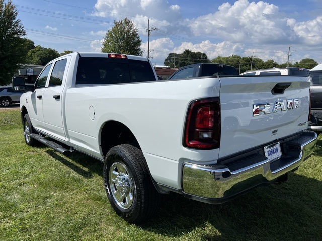 2025 Ram 2500 Tradesman photo 3