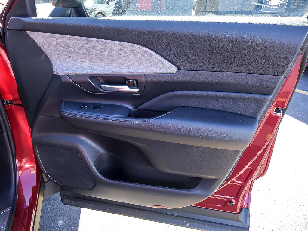 2024 TOYOTA GRAND HIGHLANDER - Image 32