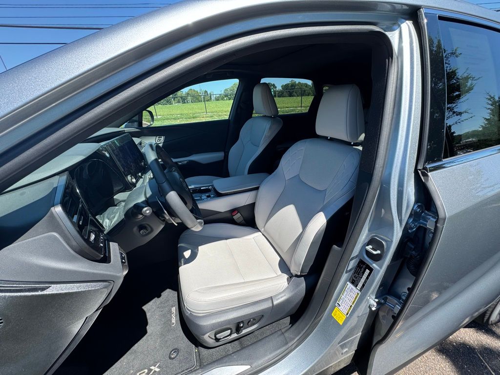2024 Lexus RX 350 Premium photo 9