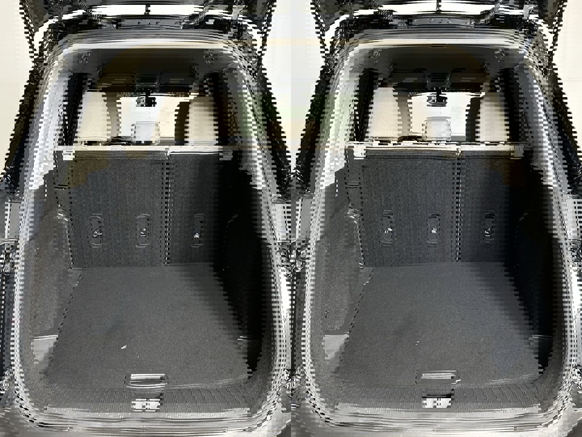 2023 Nissan Rogue SV photo 23