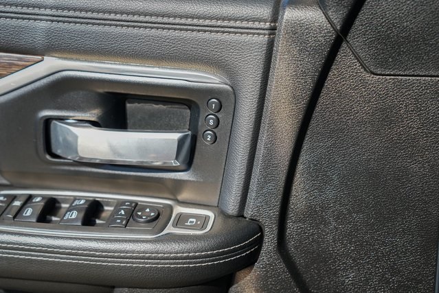 2021 Ram 3500 Laramie photo 16