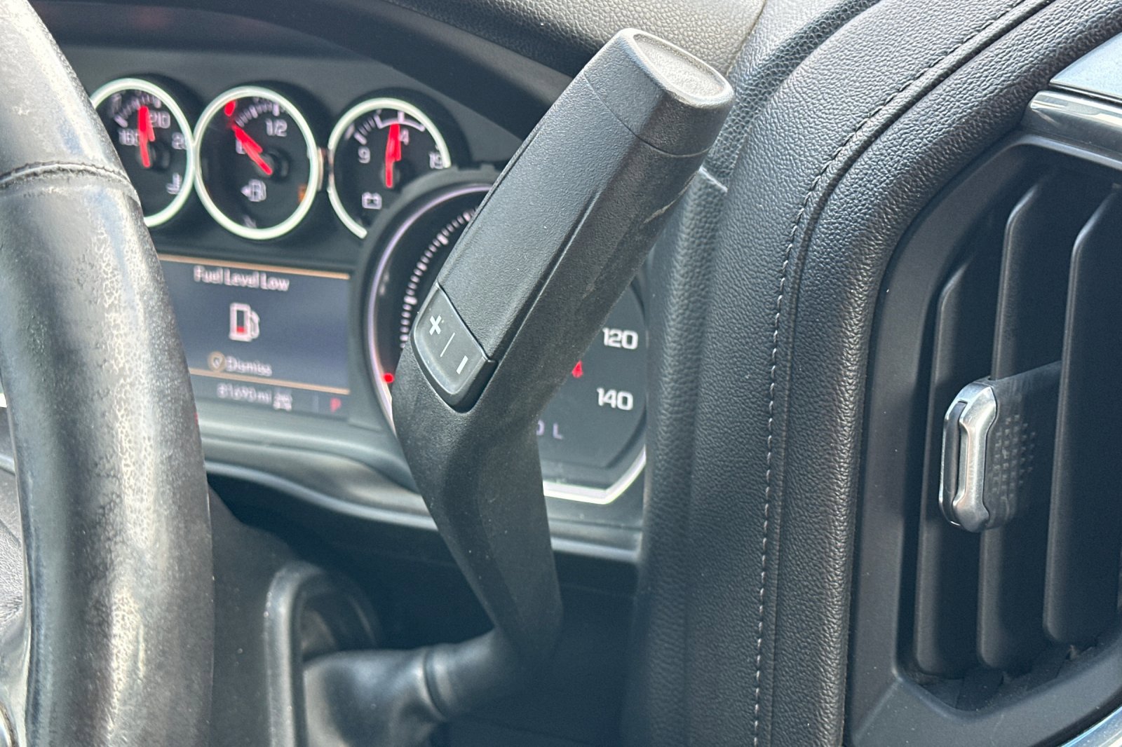 2020 Chevrolet Silverado 2500HD LT photo 19