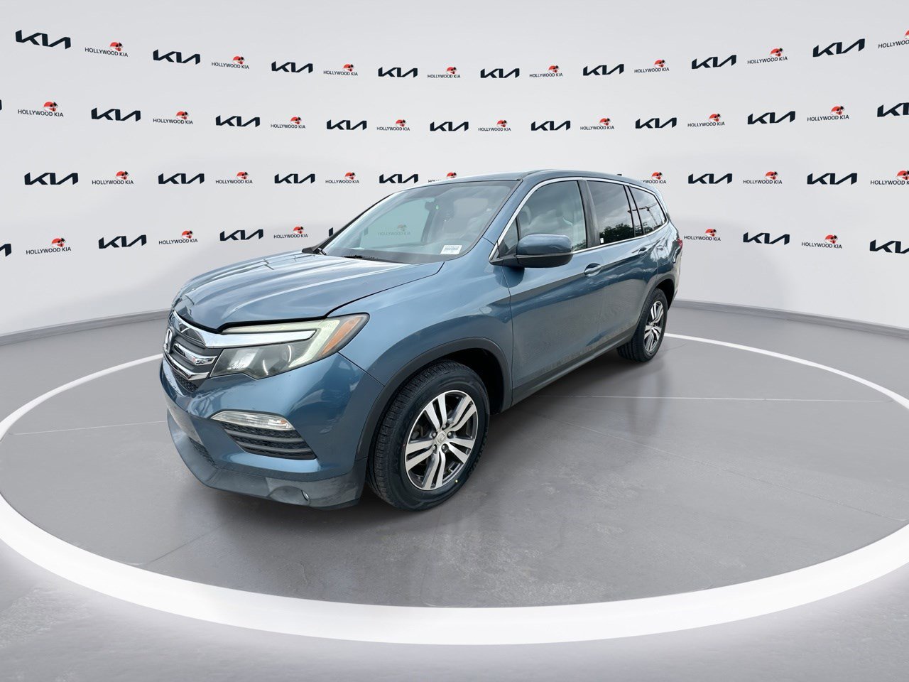 2018 Honda Pilot EX photo 4