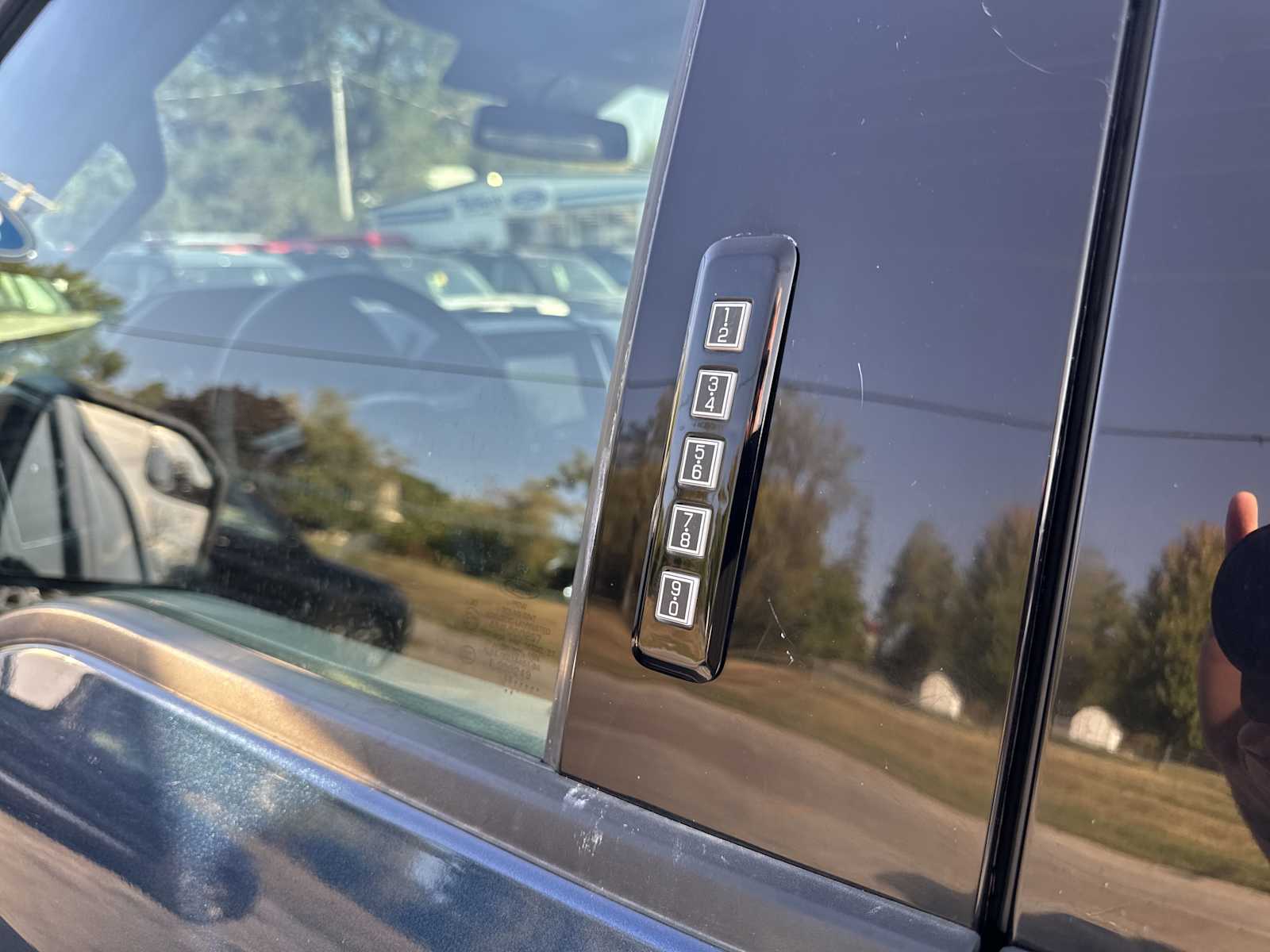 2018 Ford F-150 XLT photo 16
