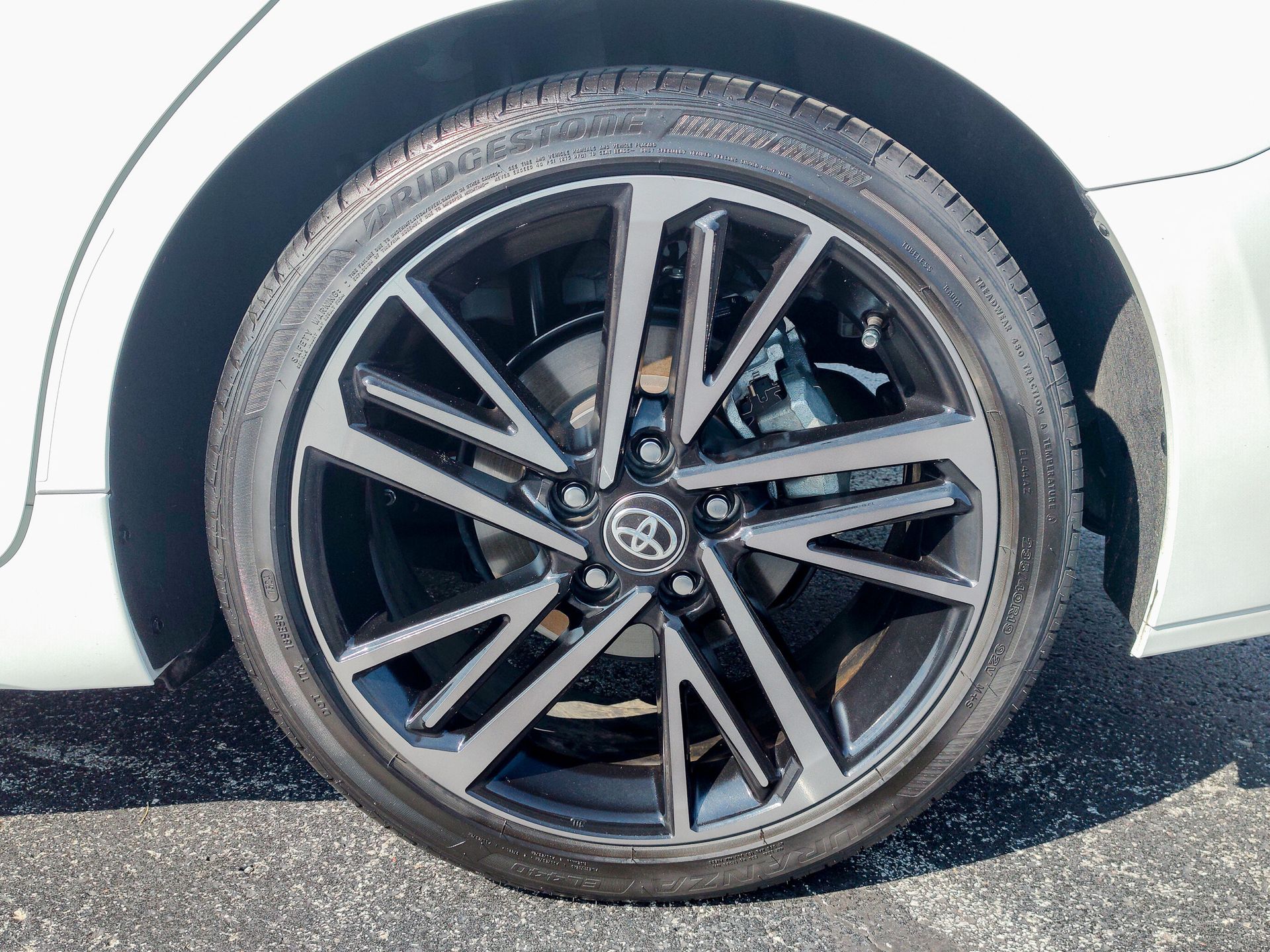 2025 Toyota Camry XSE photo 25