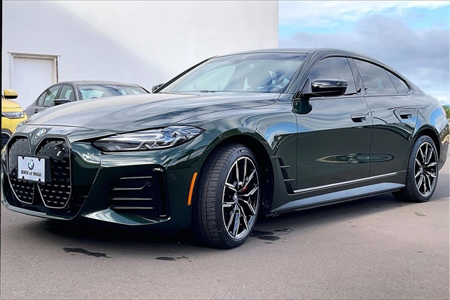 2023 BMW i4 40's photo