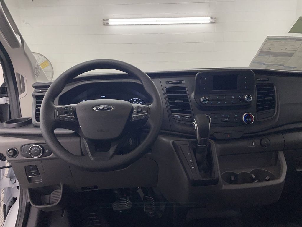 2025 Ford Transit Cargo Van XL photo 4