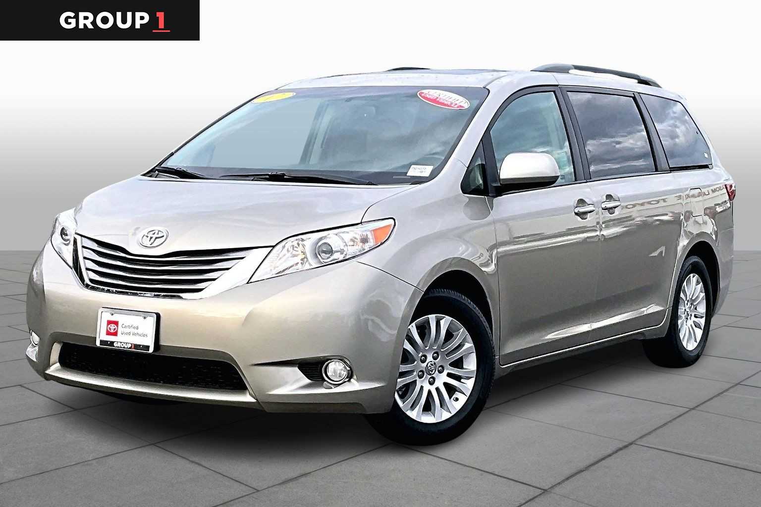 2017 Toyota Sienna XLE