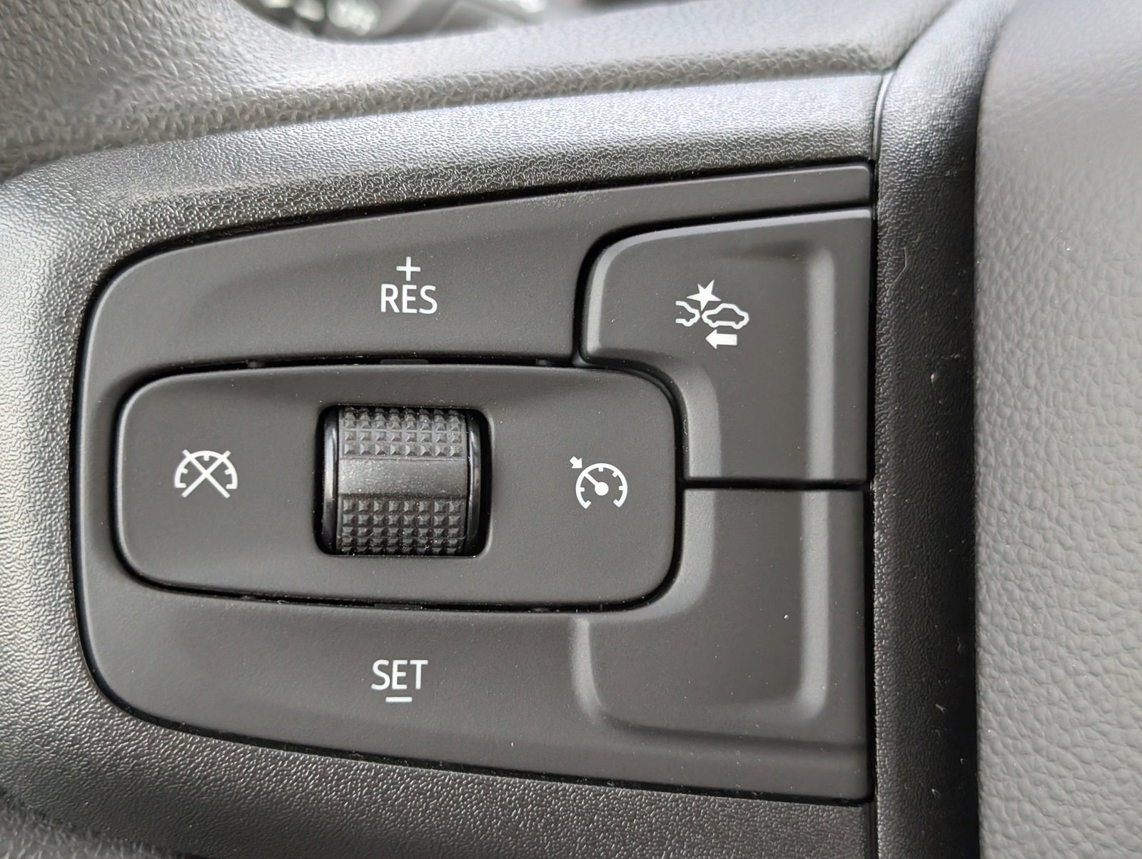 2026 Chevrolet Silverado 1500 photo 6