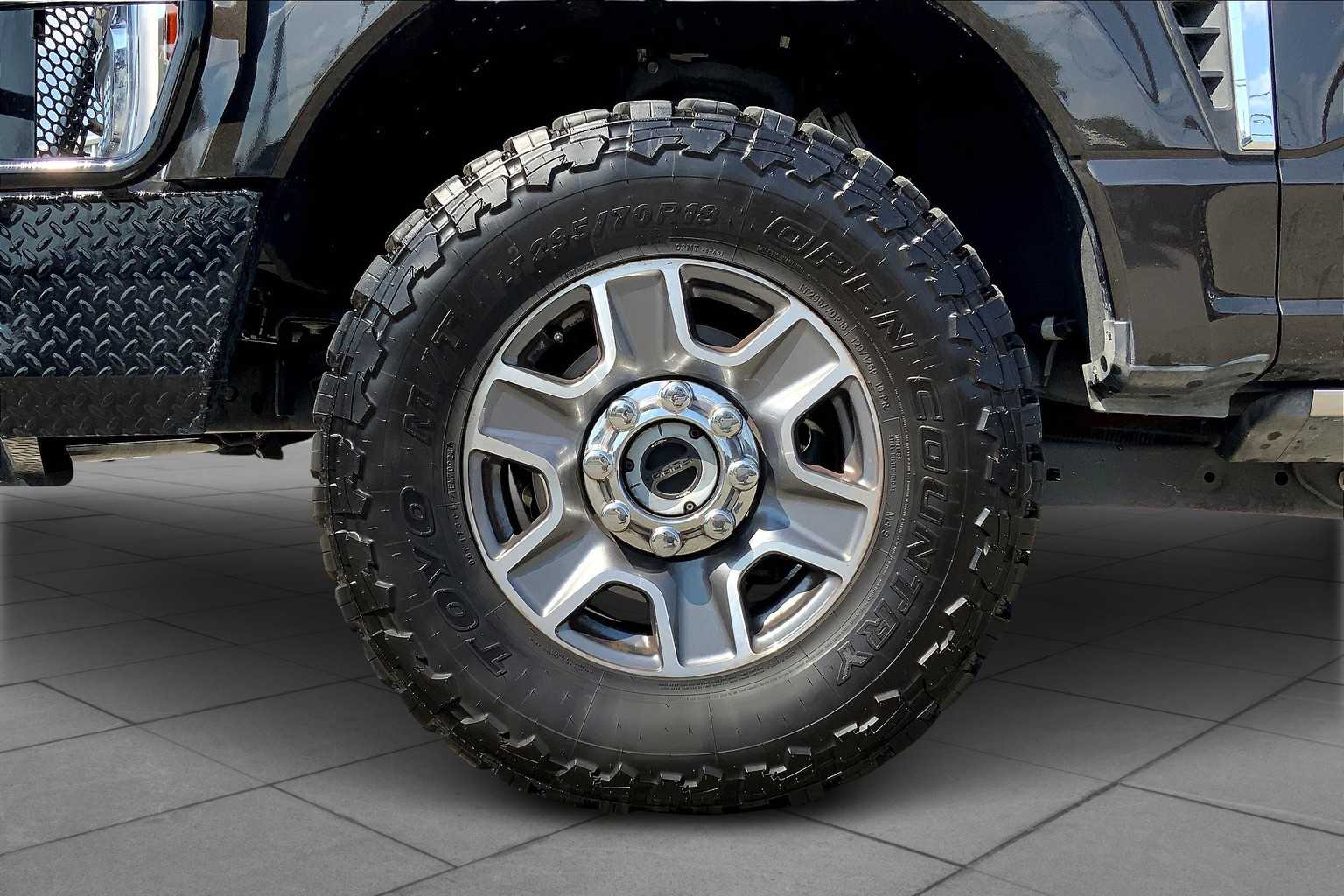 2024 Ford F-250 Lariat photo 10