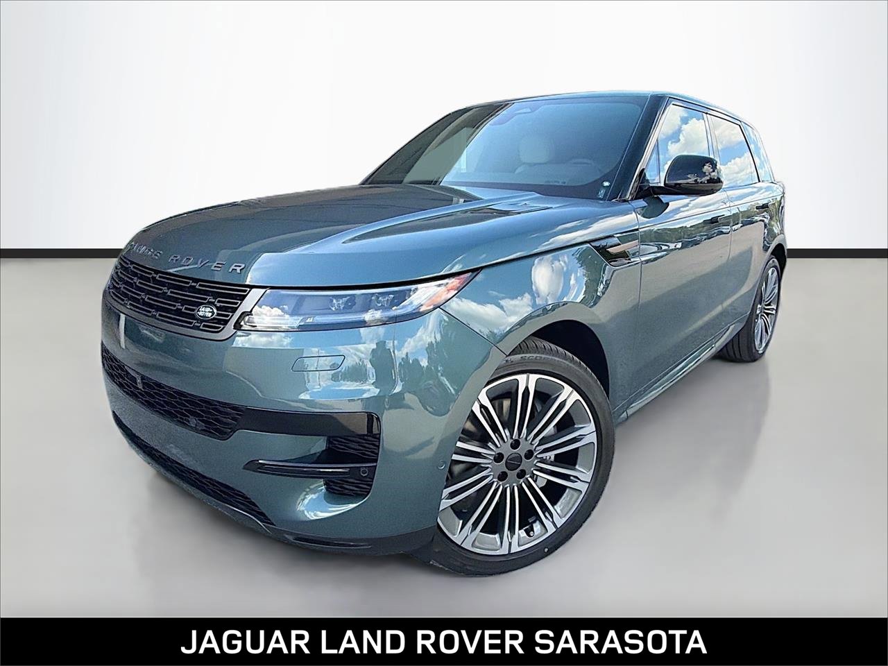 2026 Land Rover Range Rover Sport SE's photo