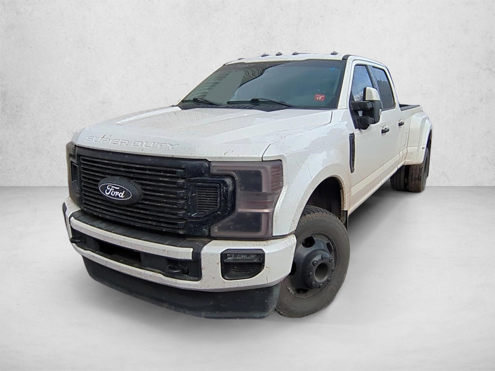 2022 Ford F-350 Super Duty Limited's photo