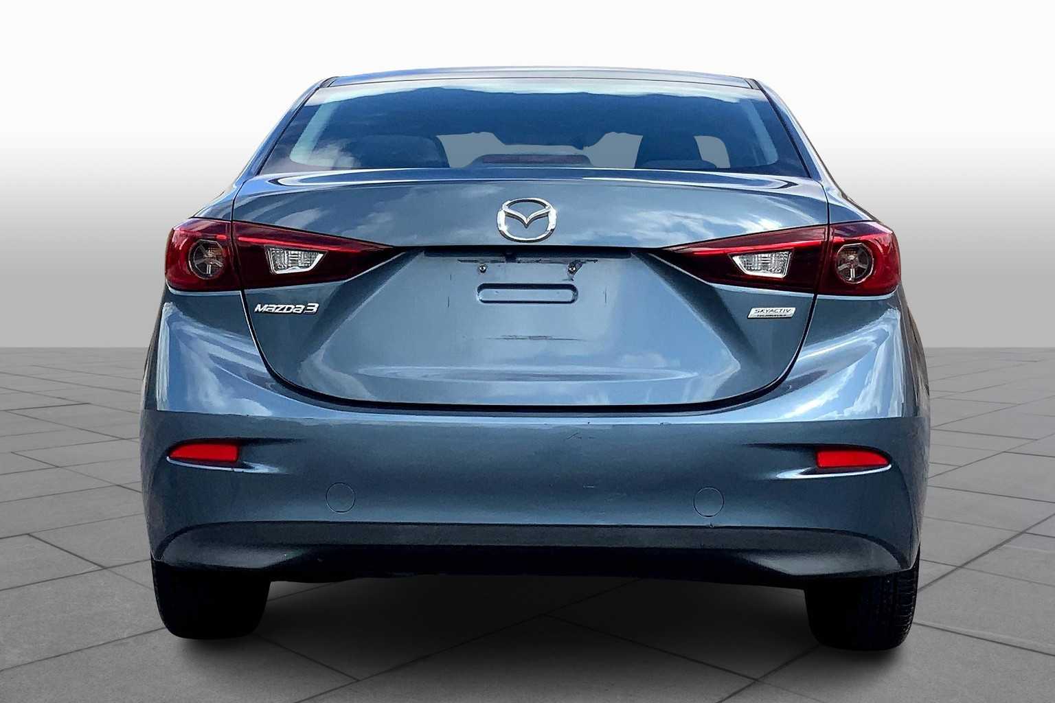 2016 Mazda Mazda3 i Sport photo 4