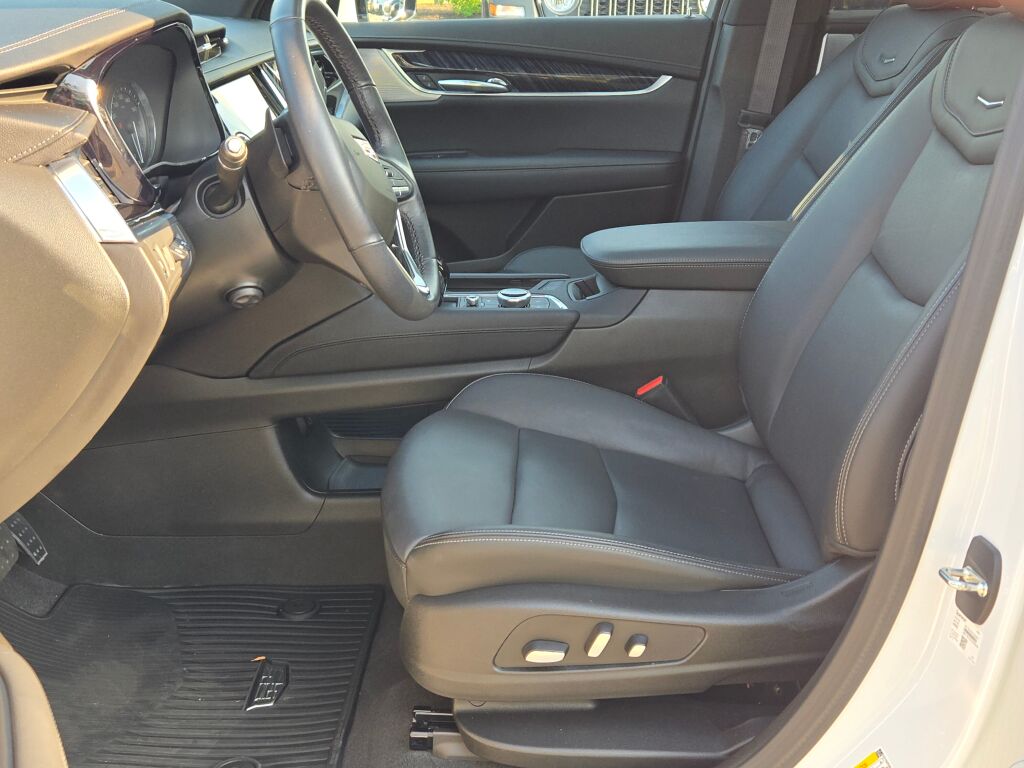 2024 Cadillac XT6 Premium Luxury photo 23