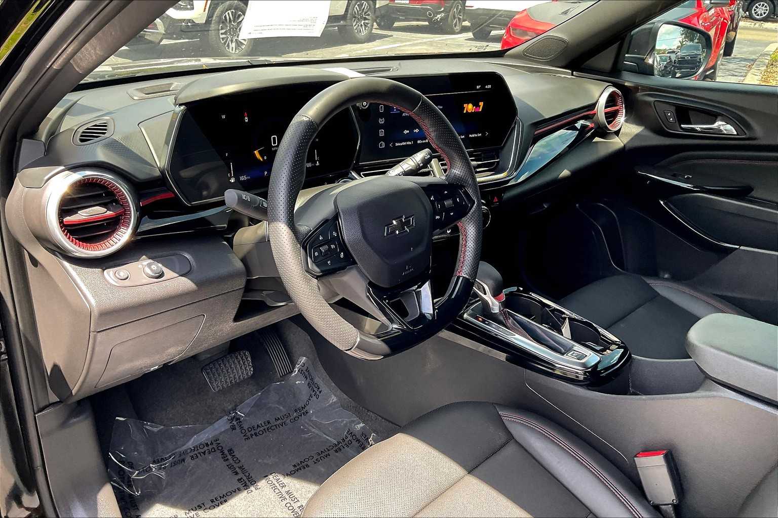 2025 Chevrolet Trax photo 11