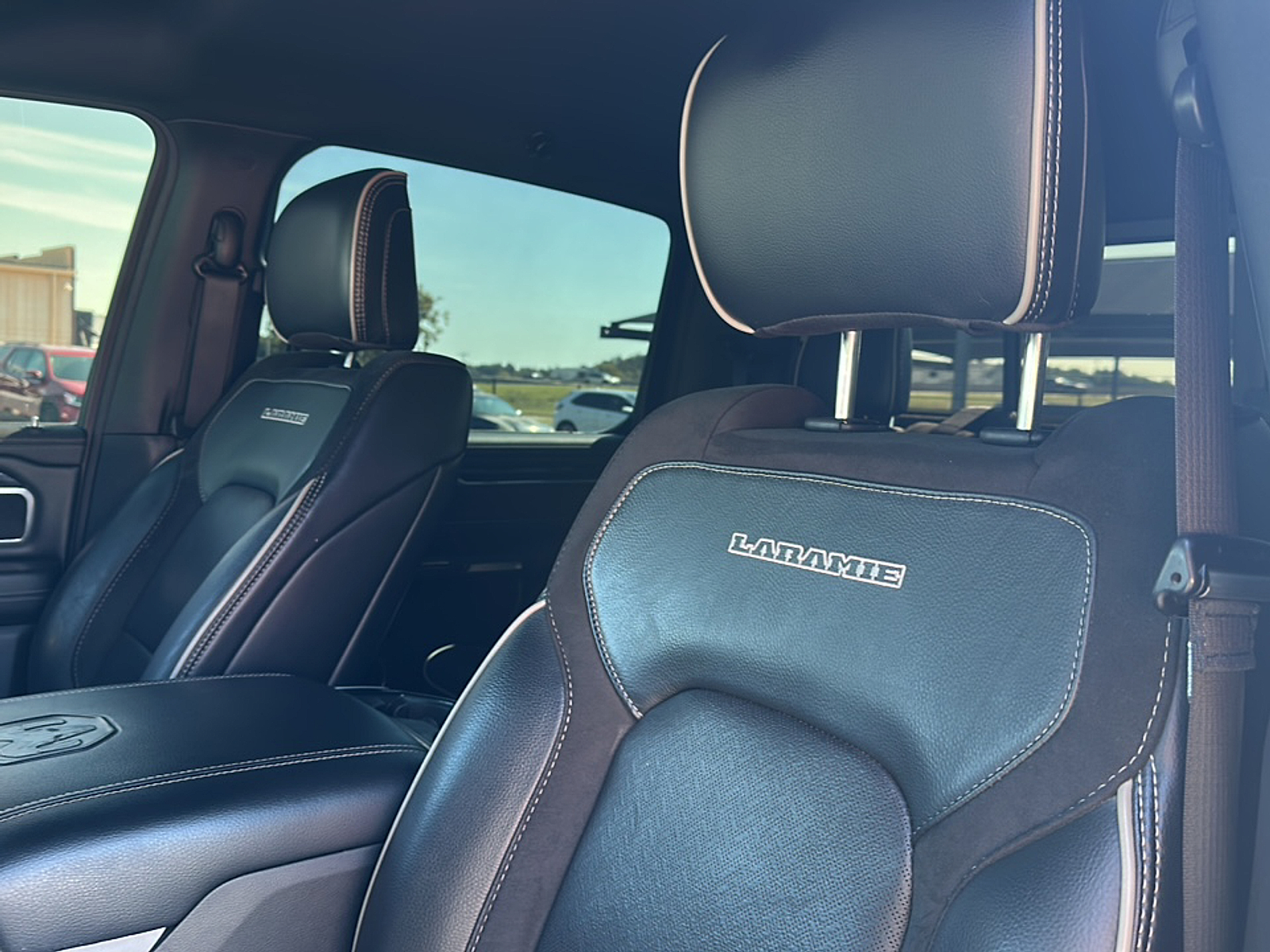 2021 Ram 1500 Laramie photo 6