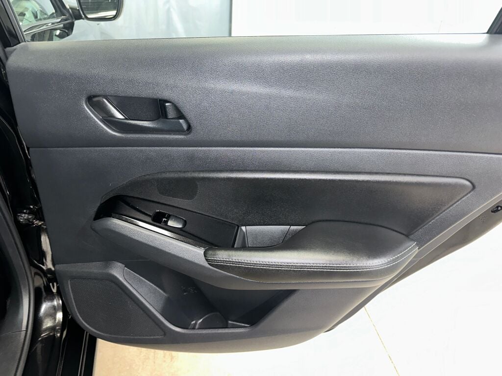 2023 Nissan Altima 2.5 SV photo 22